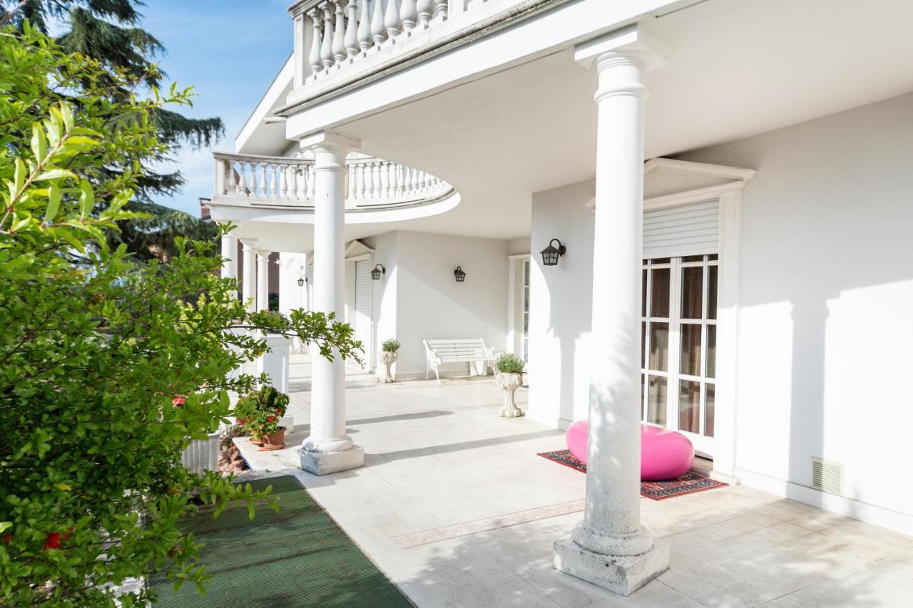 White House Apartment Lainate Luaran gambar